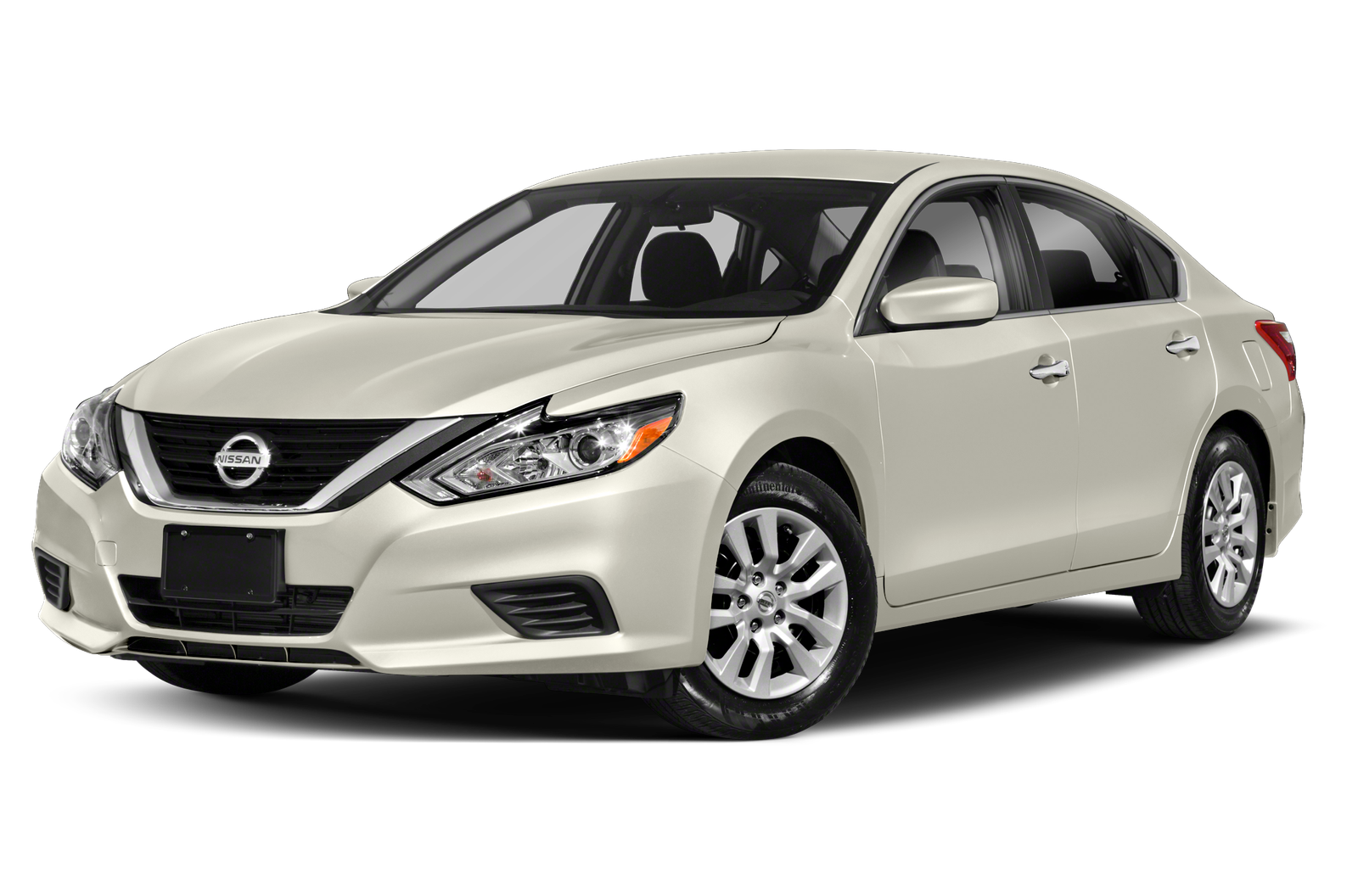 Nissan – Sedan